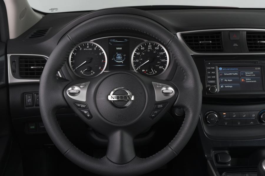 Панель приборов Nissan Sentra SR Turbo (B17) 2016 года  (фото 31 из 44)